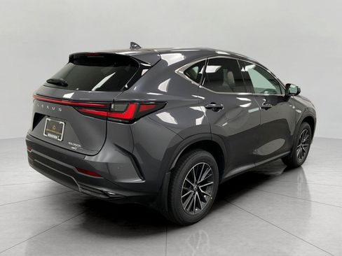 Used 2025 Lexus NX 350h AWD w/ Accessory Package (Z2) image 4