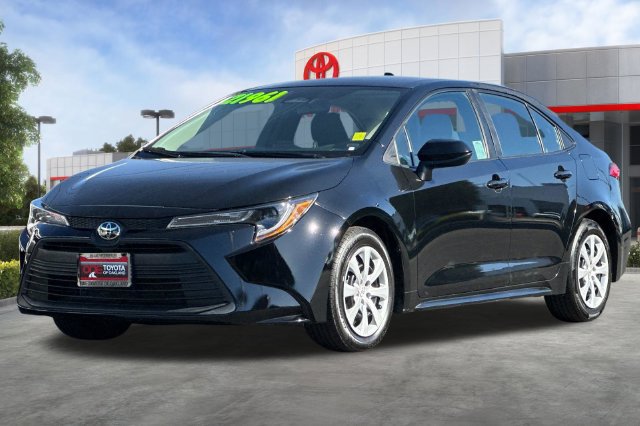 Used 2024 Toyota Corolla LE FWD image 9