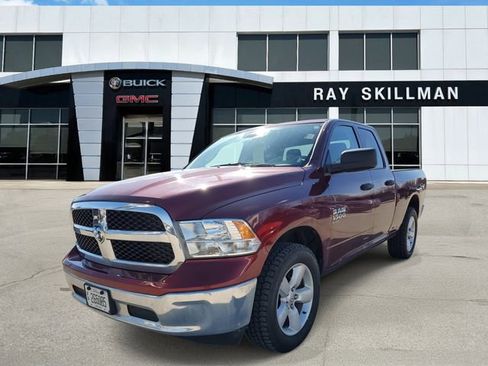 Used 2024 RAM 1500 Classic SLT image 3