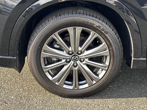 Certified 2025 MAZDA CX-5 Signature image 16