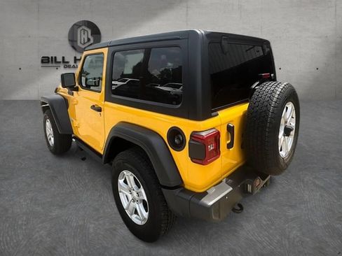 Used 2021 Jeep Wrangler Sport AWD/4WD image 9