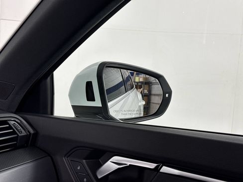 Used 2020 Audi Q3 2.0T Premium Plus AWD/4WD image 18