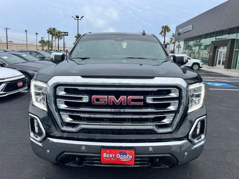 Used 2022 GMC Sierra 1500 SLT w/ SLT Premium Plus Package AWD/4WD image 2