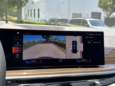Certified 2023 BMW X7 xDrive40i w/ M Sport Package AWD/4WD image 23