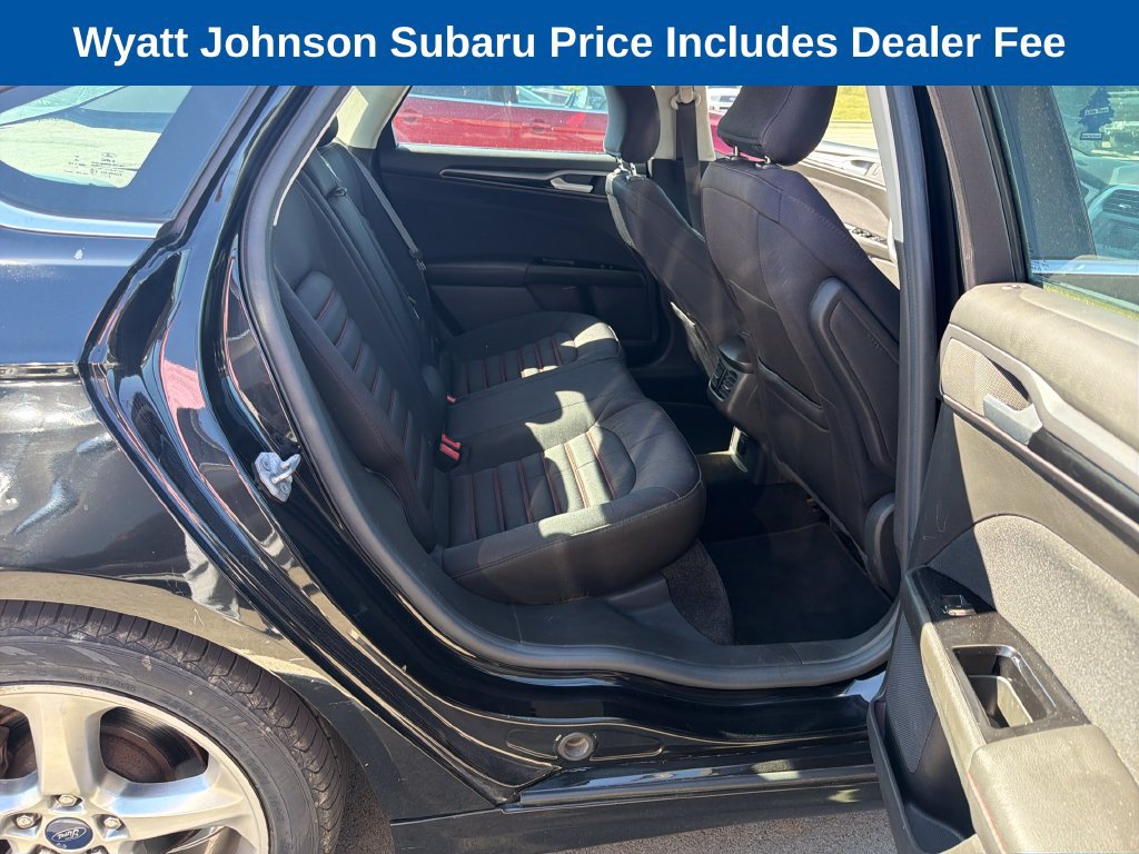 Used 2016 Ford Fusion SE w/ Equipment Group 201A FWD image 37