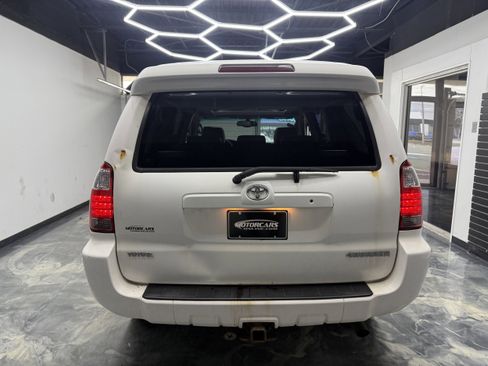 Used 2006 Toyota 4Runner Limited image 4