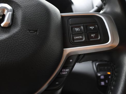 Used 2022 RAM 2500 Big Horn w/ Night Edition AWD/4WD image 14