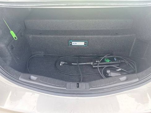 Used 2013 Ford Fusion Energi SE FWD image 10