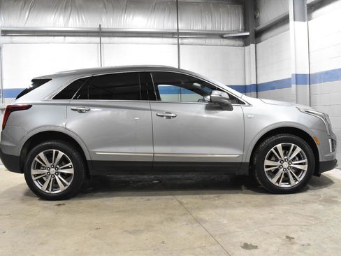 Certified 2025 Cadillac XT5 Premium Luxury image 32