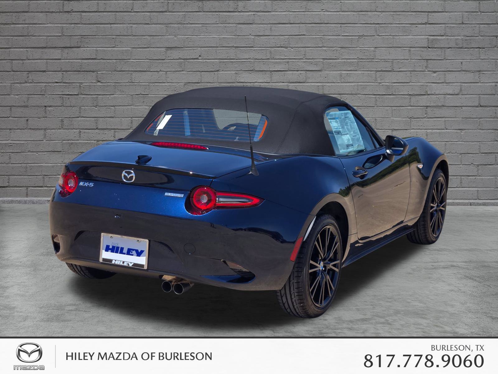 New 2026 MAZDA MX-5 Miata Club w/ Interior Package RWD image 4