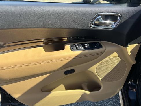 Used 2013 Dodge Durango Citadel w/ Technology Group AWD/4WD image 14