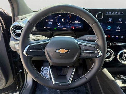 Used 2024 Chevrolet Blazer EV LT AWD/4WD image 12