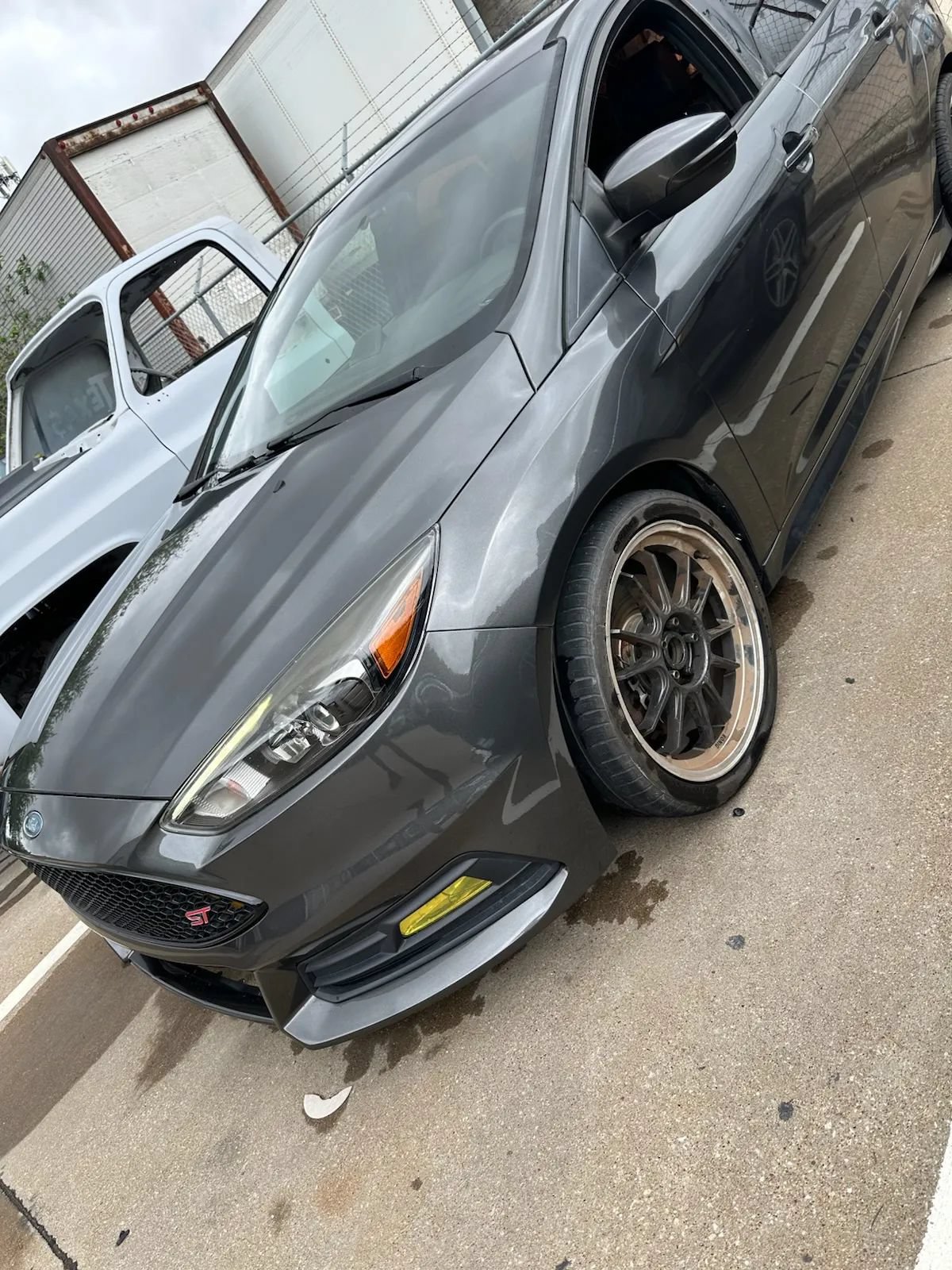 Used 2018 Ford Focus ST w/ Equipment Group 401A FWD image 4