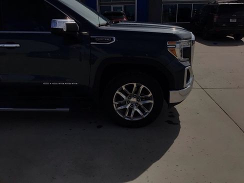 Used 2020 GMC Sierra 1500 SLT w/ SLT Premium Package image 19