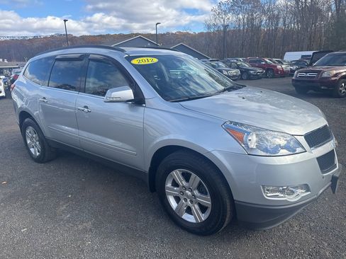 Used 2012 Chevrolet Traverse LT image 7