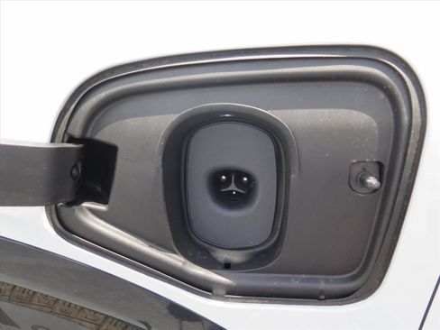 New 2027 Cadillac Optiq Premium Sport RWD image 9
