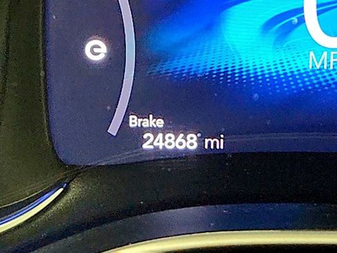 Used 2022 Chrysler Pacifica Touring-L FWD image 14