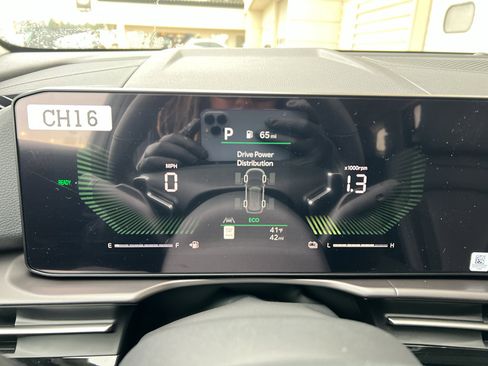 New 2026 Kia Sportage AWD Hybrid image 25