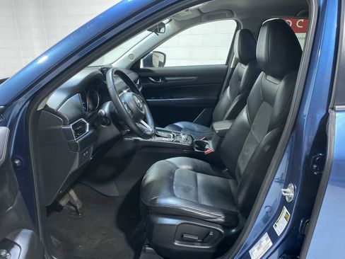 Used 2020 MAZDA CX-5 Touring image 2