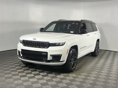 Used 2024 Jeep Grand Cherokee L Summit image 12