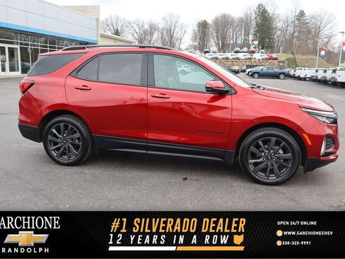 Used 2024 Chevrolet Equinox RS FWD image 1