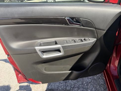 Used 2014 Chevrolet Captiva Sport LT w/ Convenience Package FWD image 11