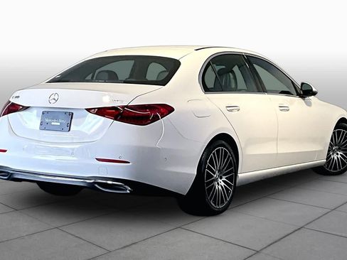 Used 2022 Mercedes-Benz C 300 4MATIC Sedan image 13