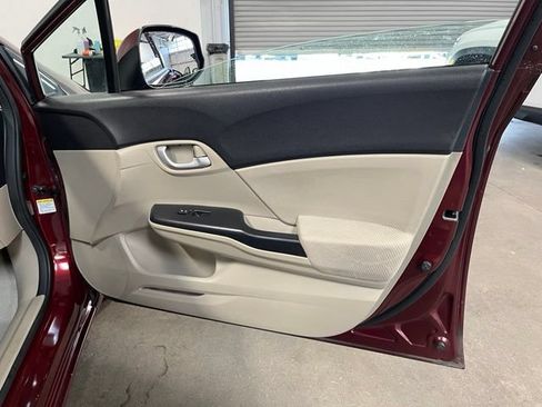 Used 2012 Honda Civic LX image 12