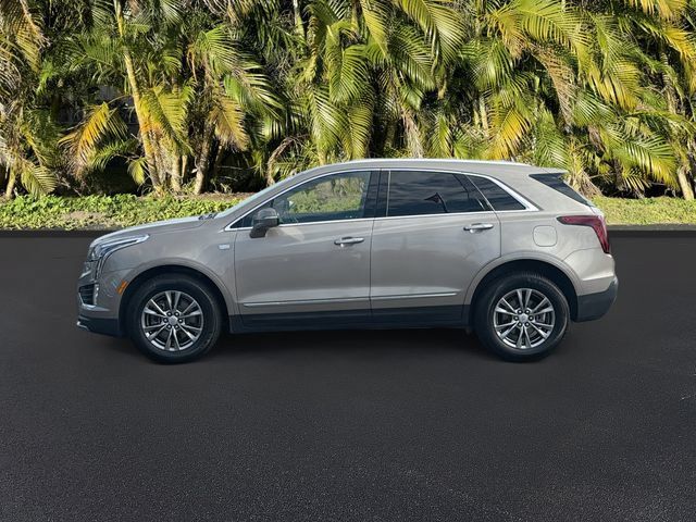 Used 2023 Cadillac XT5 Premium Luxury w/ LPO, Floor Liner Package AWD/4WD image 8