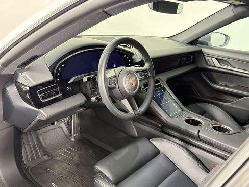 Certified 2025 Porsche Taycan RWD image 4