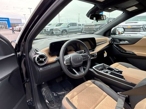 New 2025 Chevrolet Equinox ACTIV w/ Convenience Package III AWD/4WD image 43