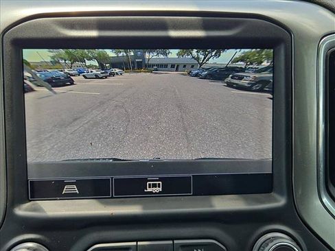 Used 2021 Chevrolet Silverado 1500 LT w/ Convenience Package II AWD/4WD image 13