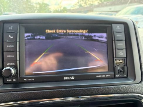 Used 2019 Dodge Grand Caravan SXT FWD image 24