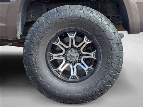 Used 2017 RAM 3500 Laramie Longhorn AWD/4WD image 9