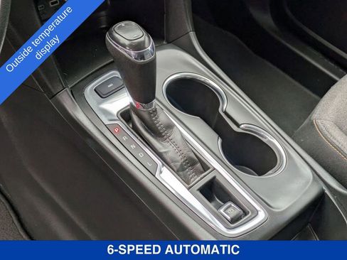 Used 2021 Chevrolet Equinox LT image 33