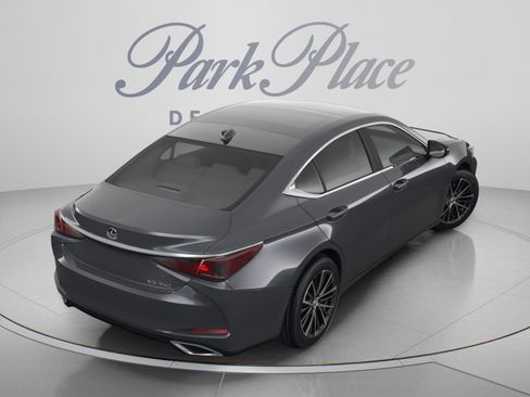 Used 2022 Lexus ES 350 w/ Premium Package FWD image 4