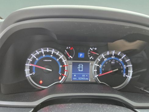 Used 2017 Toyota 4Runner Limited RWD image 13