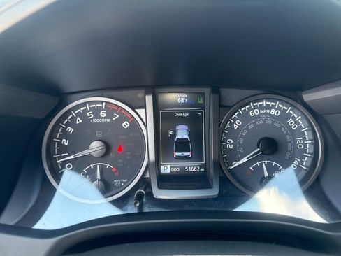 Used 2023 Toyota Tacoma TRD Sport RWD image 12