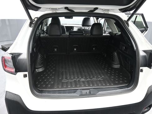 Used 2025 Subaru Outback Onyx Edition XT image 12