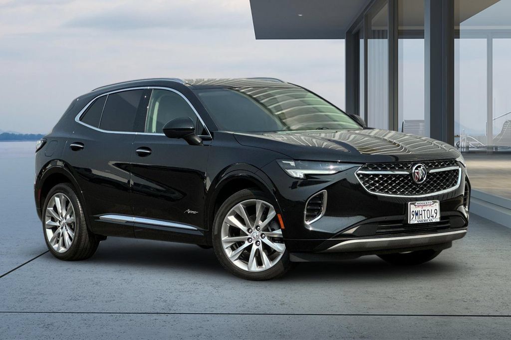 Used 2023 Buick Envision Avenir AWD/4WD image 2