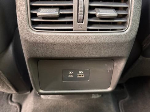 Used 2023 Nissan Rogue SV w/ SV Premium B Package image 18