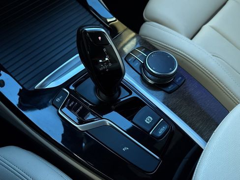Used 2019 BMW X3 sDrive30i image 5