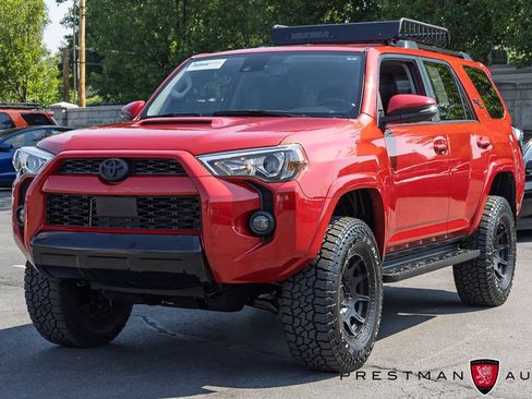 Used 2023 Toyota 4Runner TRD Off-Road Premium w/ Moonroof Package AWD/4WD image 16