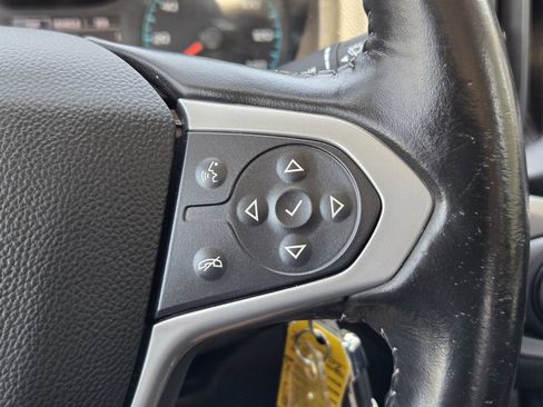 Used 2022 Chevrolet Colorado LT w/ Fleet Safety Package RWD image 29