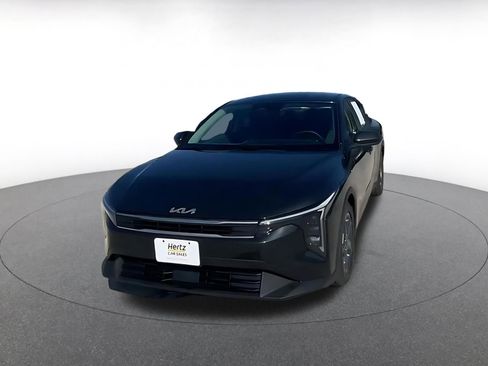 Used 2025 Kia K4 LXS image 7