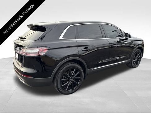 Certified 2023 Lincoln Nautilus Reserve w/ Monochromatic Package image 8