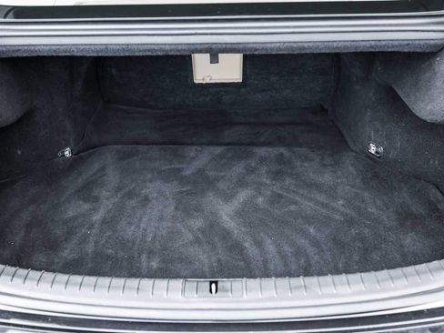 Used 2018 Genesis G80 3.8 w/ Option Group 02 image 17