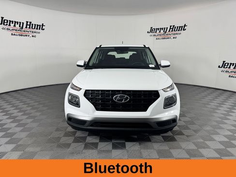 Used 2026 Hyundai Venue SE image 6
