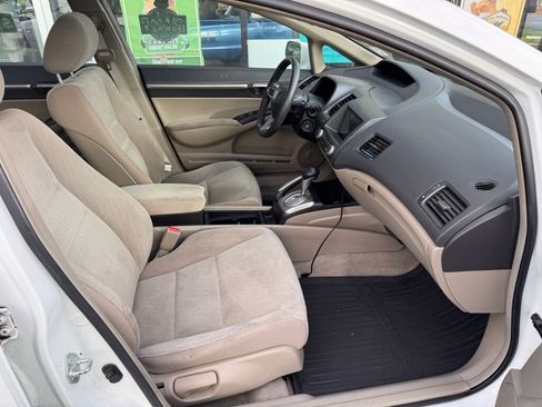 Used 2010 Honda Civic EX image 10