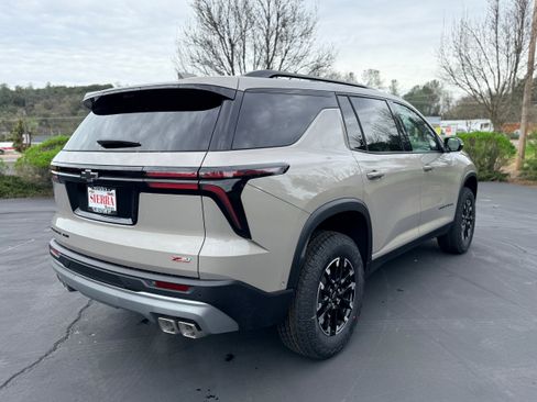 New 2026 Chevrolet Traverse Z71 w/ Enhanced Driving Package image 4
